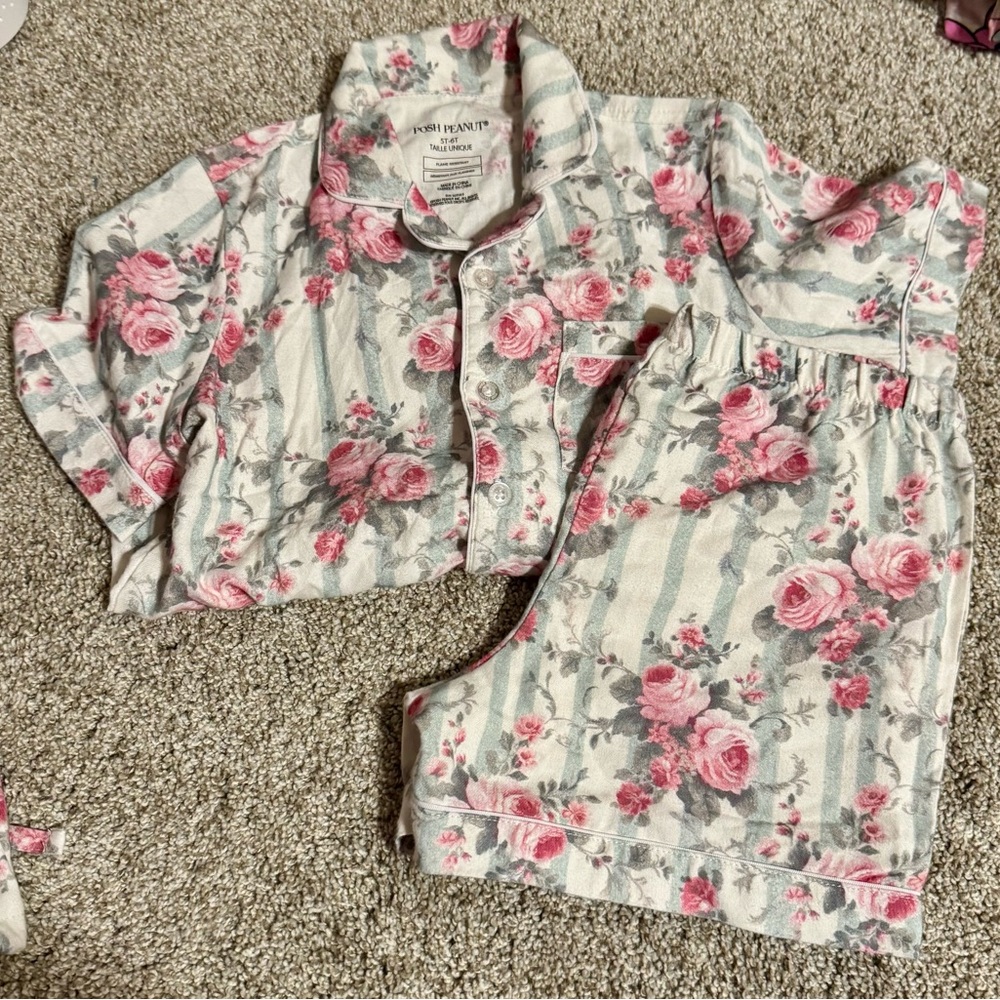 Posh Peanut Pink Floral Kids Pajama Set- Like New